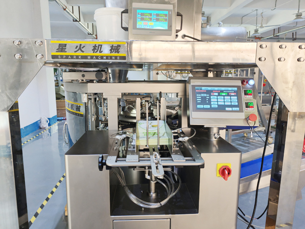 ����ʽ����ʳƷ��װ��-ȫ�Զ�����Ƭ��װ�� 